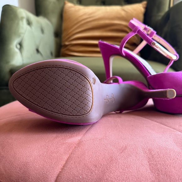 Jessica Simpson Pink Platform Heels - Picture 5 of 6